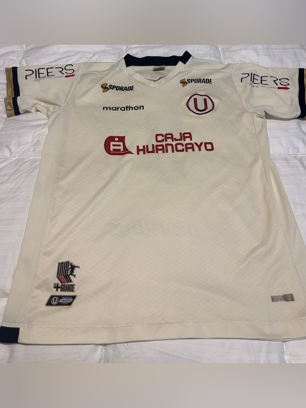 Club Universitario de Deportes Peru #9 Marathon Jersey Large 21 in. Pit to Pit